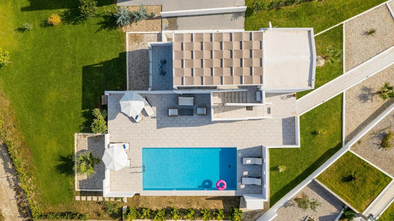 Asteria Pearl Villa 2 With Rooftop Jacuzzi Tigaki Exteriér fotografie