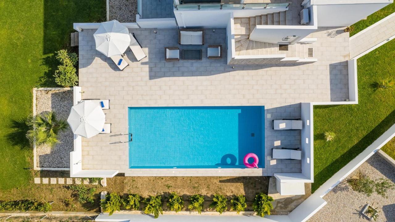 Asteria Pearl Villa 2 With Rooftop Jacuzzi Tigaki Exteriér fotografie