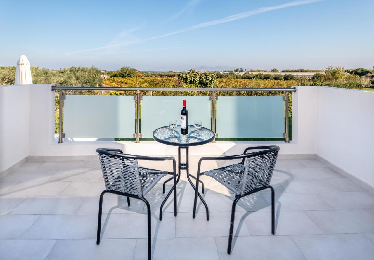 Asteria Pearl Villa 2 With Rooftop Jacuzzi Tigaki Exteriér fotografie