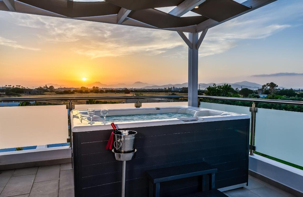 Asteria Pearl Villa 2 With Rooftop Jacuzzi Tigaki Exteriér fotografie