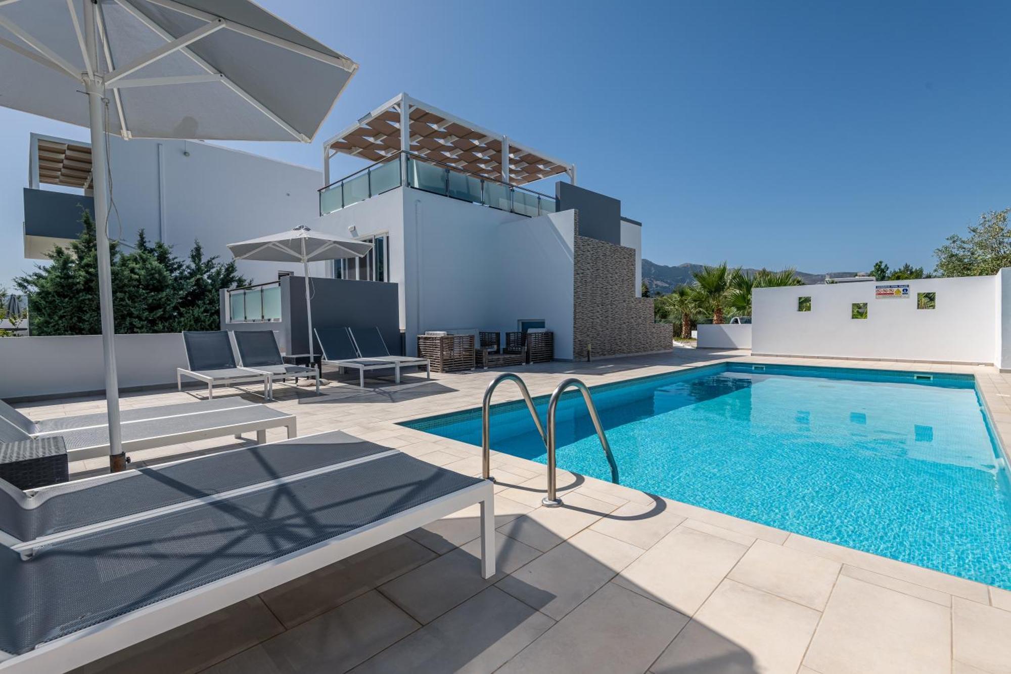 Asteria Pearl Villa 2 With Rooftop Jacuzzi Tigaki Exteriér fotografie